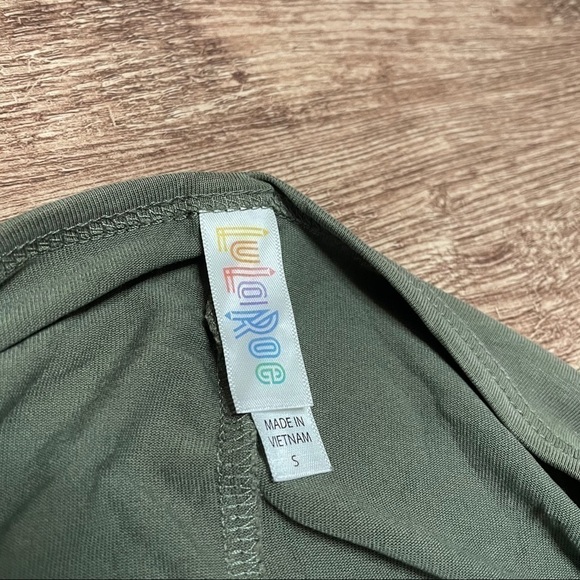 Lularoe Olive Green Scoop Neck Tunic - Picture 3 of 3